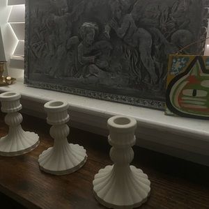 Classical candle holder